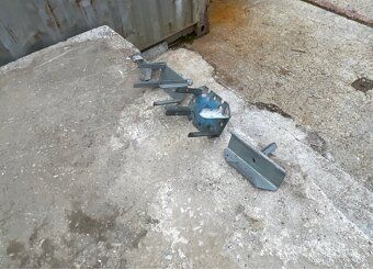 Hlavice na stavebné stojky - 6