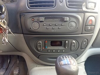 Renault Scénic 1.9 dci - 6