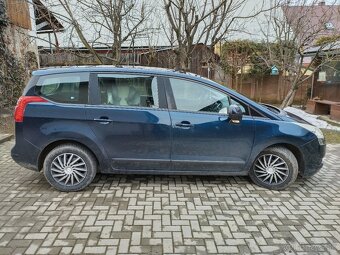 Peugeot 5008 - 6