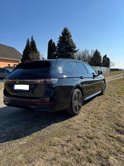 Volkswagen Passat Variant 2.0 TDI R-Line DSG - 6