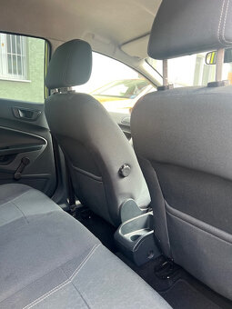 Predám FORD Fiestu, 1242 cm3, 60 kW, 3/2009 - 6