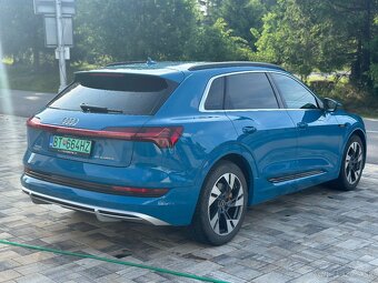 Audi e-tron 50 quattro S-line - 6