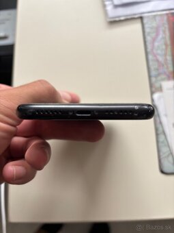 iPhone XR 128 GB - 6
