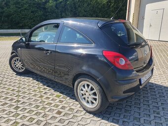 Opel Corsa D 1,2 benzín - 6