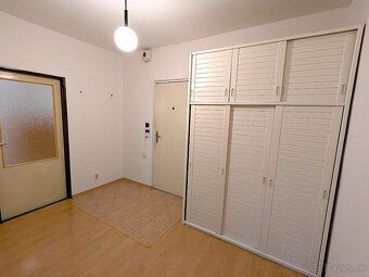 Prenájom 1 izb. blízko Centra, Južná tr, PS, LO, nezariadený - 6