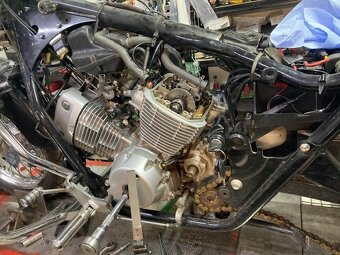 Honda shadow 125 - 6