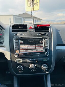 Volkswagen Jetta 1.9 Tdi 77kw - 6