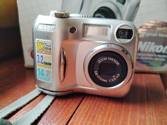 Nikon Coolpix 3100 - 6