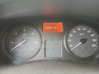Opel vivaro - 6