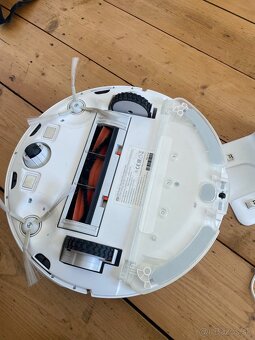 Xiaomi Mi Robot Vacuum Mop Essential - 6