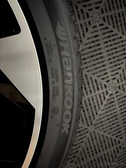 1. Alu zimná sada AUDI Q7 Q8 SQ8 SQ7 R22– ZIMA Top - 6