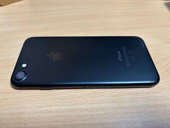 Apple iPhone 7 - 128GB - 84% kapacita batérie - 6