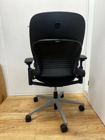 Kancelárska stolička Steelcase Leap V2 Grey - 6