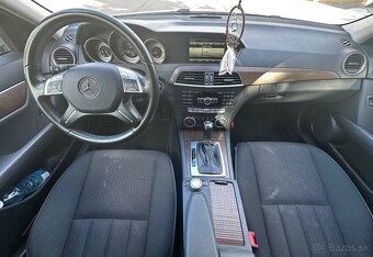 Mercedes-Benz C220 4MATIC - 6