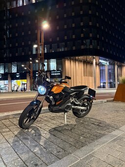 SUPER SOCO TC MAX ORANGE 2023 - 6