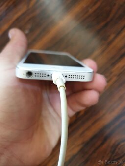 iPhone 5 32GB Silver Nové Ochranné Sklo - 6