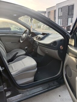 RenaulnClio 1.4 16v - 6