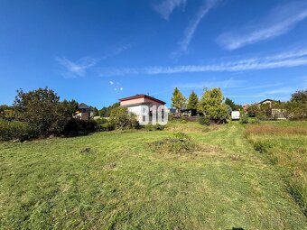 Stavebný pozemok so stavebným povolením - Janíkovce - 729 m2 - 6