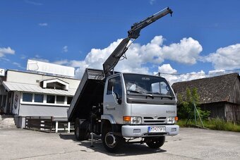 Nissan Cabstar trojstranný vykápač s rukou - 6