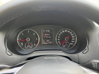 Predám Volkswagen Sharan 2.0 TDi 7 miestny Facelift - 6