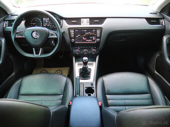 Škoda Octavia Combi 1.6 TDI 2016 Style Xenon Navi Kessy R18 - 6