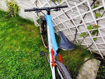 CUBE AMS 100 C:68 SL 29 - 6