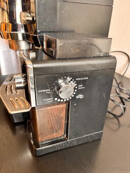 DE'LONGHI EC820.B pákový kávovar - 6