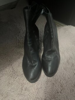 DKNY clenkove kotnikove cizmy v.39 - 6
