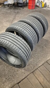 Nokian 225/40R18 - 6