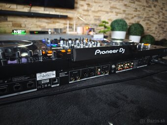 Predám Pioneer XDJ XZ - 6