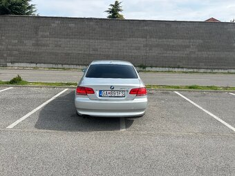 BMW Rad 3 coupé 325 218k i xDrive - 6