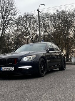 Predám BMW radu 7 (f01) s motorom 3.0d (180kw). Origo M pack - 6