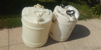 plastove sudy , nadrže = 50 l. - 6