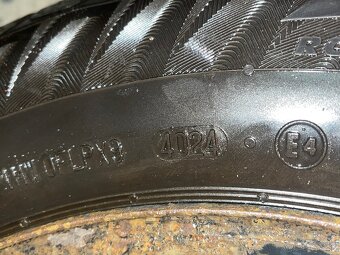 Zimne pneu 195/65 r15 - 6