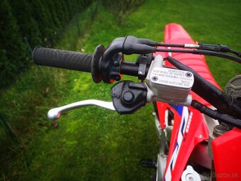 Honda CRF 450R, r.v. 2024 se startérem. - 6