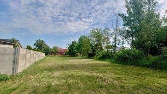 Rožný stavebný pozemok s ideálnou orientáciou - 6