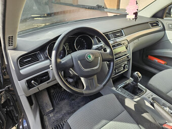 skoda superb 1.4 92 kw M6 - 6