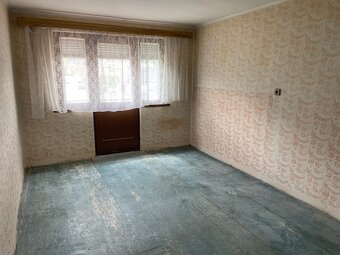 ZĽAVA  Rodinný dom Banka pri Piešťanoch  so záhradou - 6