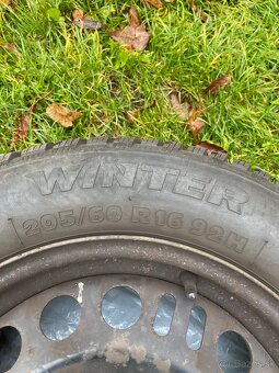 Predam gumy 205/60 R16 92H zimne - 6