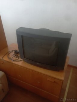 Predam starsie televizory znacka philips - 6