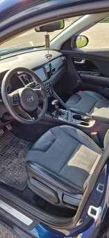 KIA NIRO - PLATINUM - 6