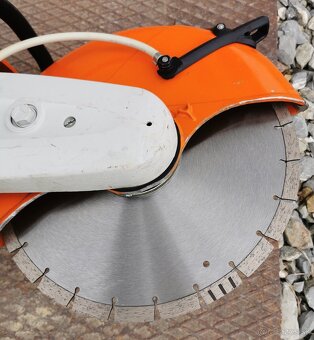 Stihl ts 420 motorova rezacka na beton asfalt - 6