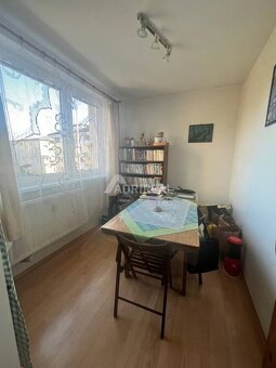 NOVÁ CENA:4i byt s balkónom;77,8 m2;Kpt.Nálepku SVIT; 150.00 - 6