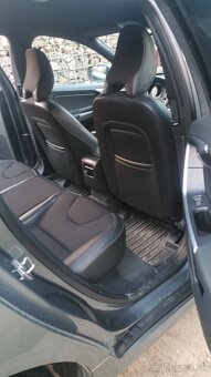 Volvo XC 60 - 6