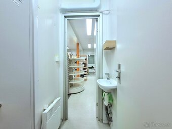 PREDAJŇA, OBCHODNÝ PRIESTOR, POVAŽSKÁ BYSTRICA, NA PREDAJ - 6