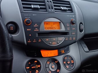 Predám toyota RAV4 4x4 - 6
