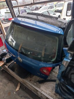 W Golf V - 6
