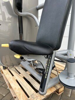 Pec stroj Technogym Element - 6
