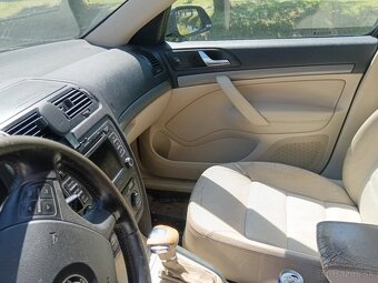 Predám škoda Octavia 2 2.0tdi - 6
