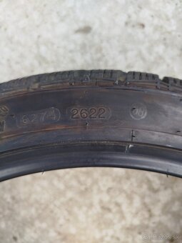 225/40 R19 zimné - 6